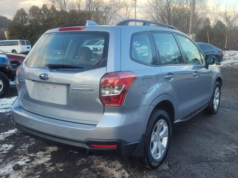 Used 2016 Subaru Forester 2.5i w/ Alloy Wheel Package image 8