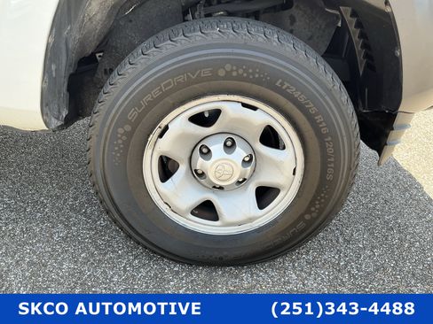 Used 2020 Toyota Tacoma SR RWD image 9