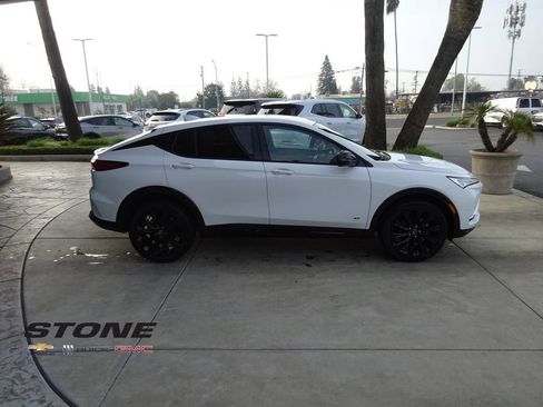 New 2026 Buick Envista Sport Touring w/ Convenience I Package image 9