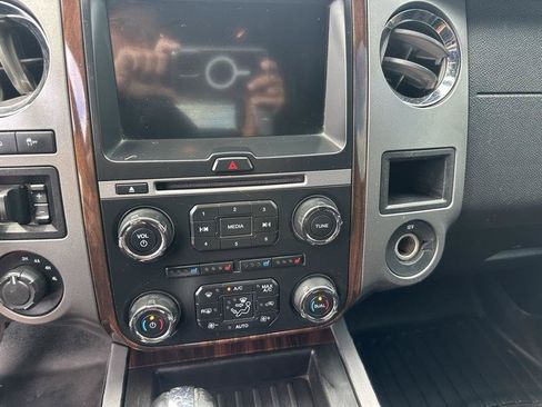 Used 2016 Ford Expedition Max Platinum AWD/4WD image 9