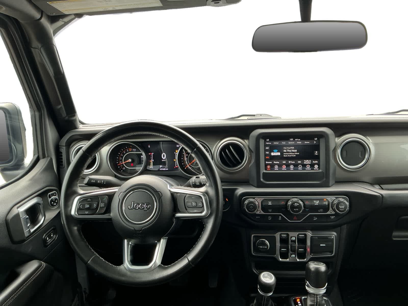 Used 2018 Jeep Wrangler Unlimited Sahara w/ LED Lighting Group AWD/4WD image 10