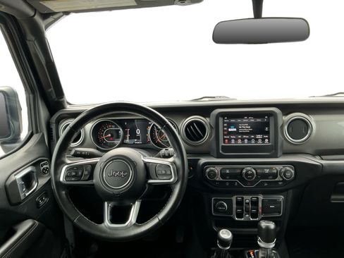 Used 2018 Jeep Wrangler Unlimited Sahara w/ LED Lighting Group AWD/4WD image 10