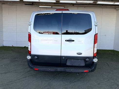 Used 2019 Ford Transit 350 XLT image 8