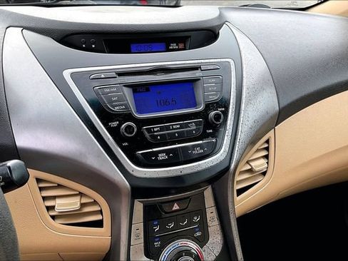 Used 2013 Hyundai Elantra GLS FWD image 22