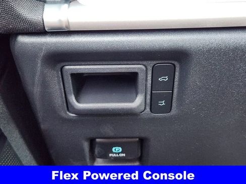 New 2026 Ford Expedition Active image 21