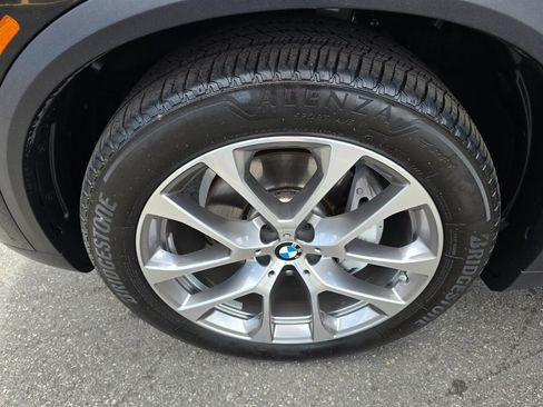 Used 2025 BMW X5 xDrive40i w/ Premium Package AWD/4WD image 26