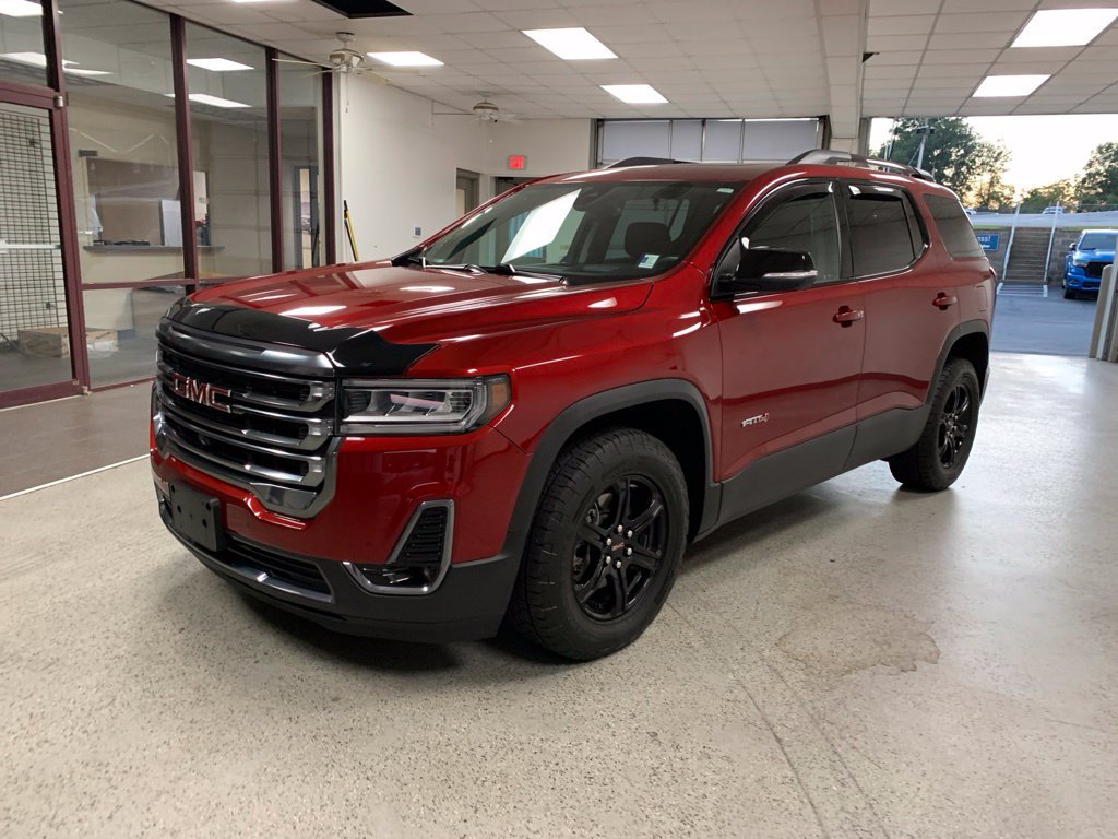 Used 2023 GMC Acadia AT4 w/ Technology Package AWD/4WD image 2