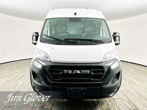 Used 2025 RAM ProMaster 2500 w/ Convenience Group image 2