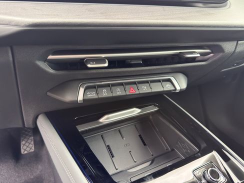 New 2026 Audi Q3 quattro 2.0T AWD/4WD image 19