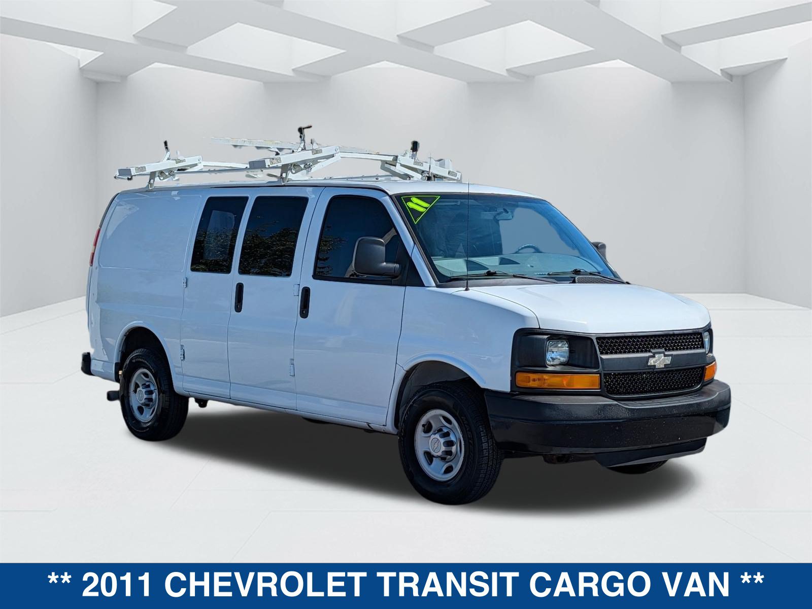 Used 2011 Chevrolet Express 2500 RWD image 4