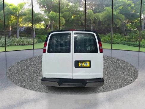 Used 2023 GMC Savana 2500 w/ Driver Convenience Package RWD image 6