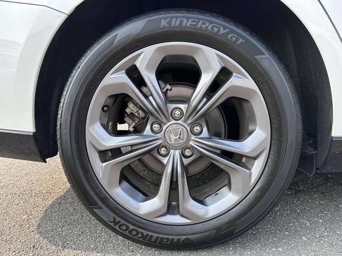 Used 2024 Honda Accord EX-L image 6