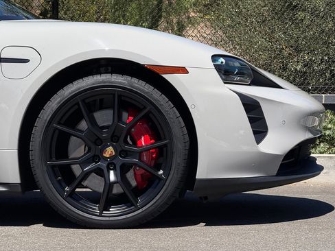 Certified 2024 Porsche Taycan GTS AWD/4WD image 11