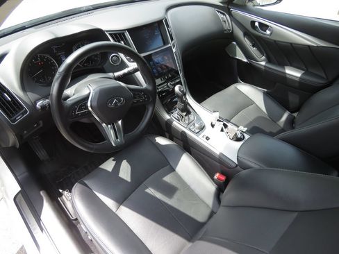 Used 2022 INFINITI Q50 Luxe w/ Cargo Package AWD/4WD image 11
