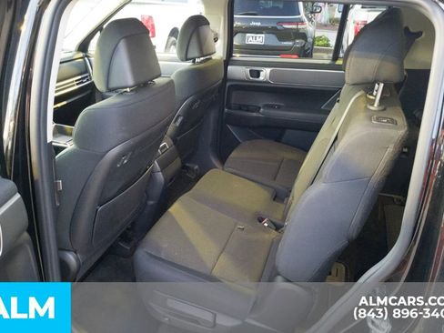 Used 2024 Hyundai Santa Fe SE image 19