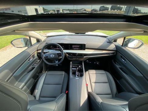 Used 2025 Nissan Murano SL AWD/4WD image 18