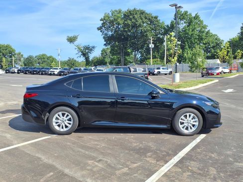Used 2025 Toyota Camry LE FWD image 2