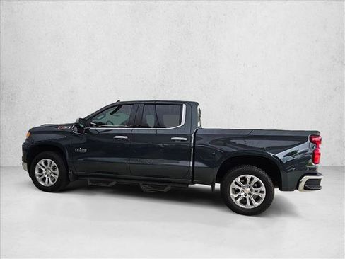 Used 2025 Chevrolet Silverado 1500 LTZ AWD/4WD image 8