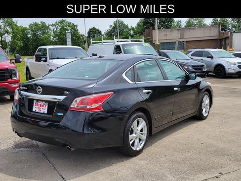 Used 2013 Nissan Altima 2.5 SV FWD image 4