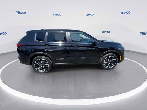 Used 2024 Mitsubishi Outlander SE FWD image 9