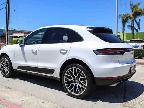 Used 2020 Porsche Macan AWD/4WD image 3