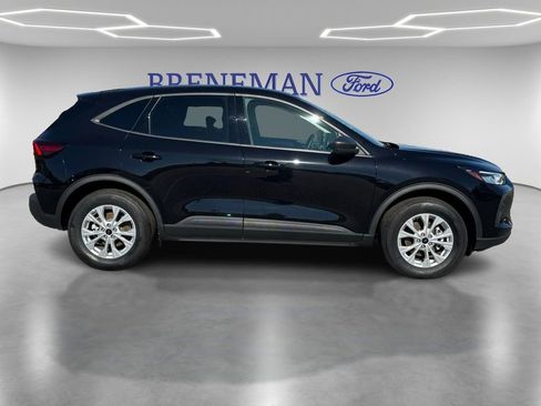 Used 2025 Ford Escape Active w/ Cold Weather Package AWD/4WD image 5