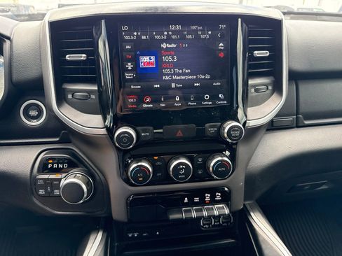 Used 2019 RAM 1500 Big Horn AWD/4WD image 16