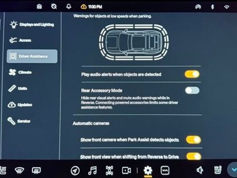 Used 2023 Rivian R1S Adventure image 40