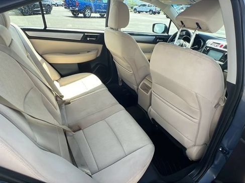 Used 2017 Subaru Legacy 2.5i Premium AWD/4WD image 6