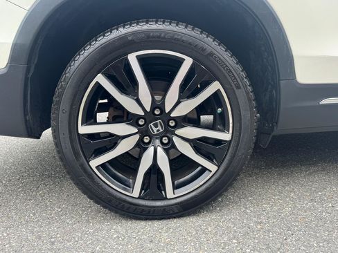 Used 2019 Honda Pilot Touring image 26