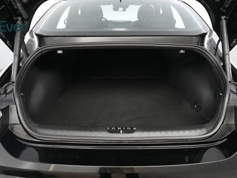 Used 2023 Hyundai Ioniq 6 Limited RWD image 8