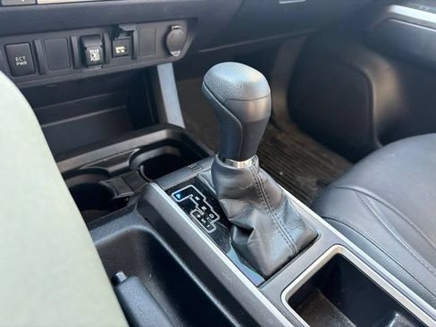 Used 2021 Toyota Tacoma SR5 w/ Trail Edition AWD/4WD image 27