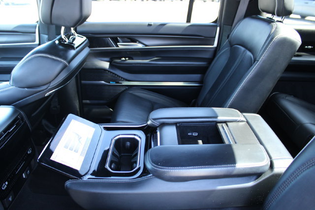 Used 2024 Jeep Grand Wagoneer L Series II w/ Quick Order Packagew 28T AWD/4WD image 46