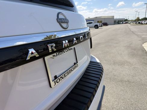 Used 2023 Nissan Armada SL w/ Captain's Chairs Package RWD image 20