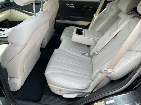 New 2026 Genesis GV80 2.5T RWD image 21