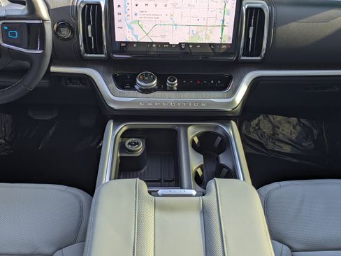 New 2026 Ford Expedition Max Platinum w/ Platinum Ultimate Package image 24