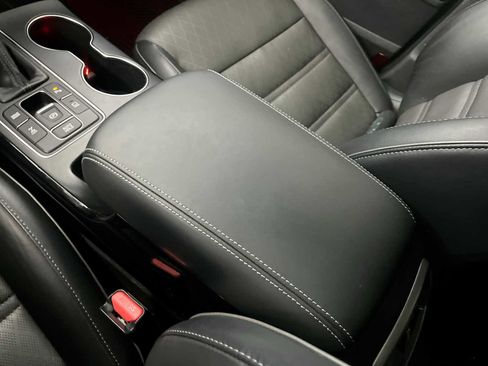 Used 2019 Kia Sorento SX AWD/4WD image 29