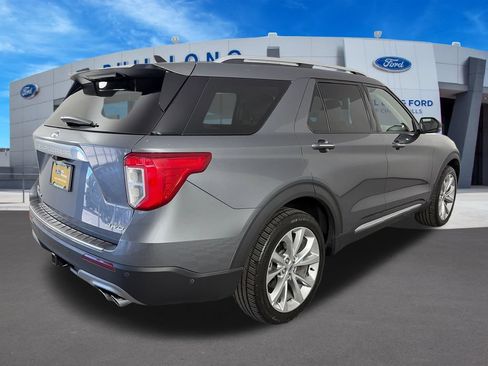 Used 2021 Ford Explorer Platinum w/ Equipment Group 601A AWD/4WD image 7