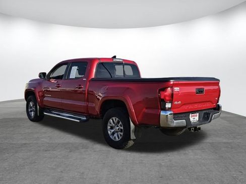 Used 2019 Toyota Tacoma SR5 image 5
