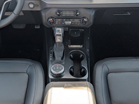New 2026 Ford Bronco Outer Banks AWD/4WD image 20