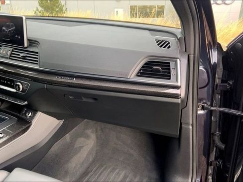 Used 2019 Audi SQ5 Prestige w/ Prestige Package image 16