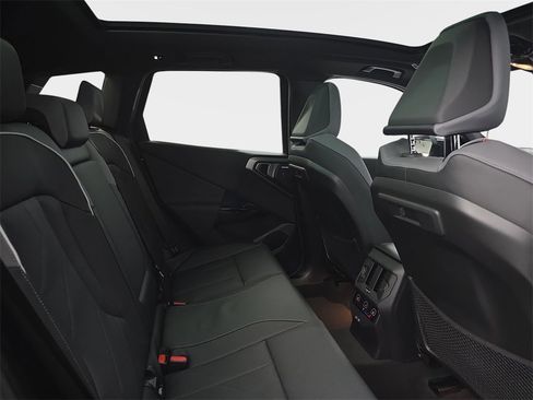 New 2026 BMW X3 M50 w/ Premium Package image 11