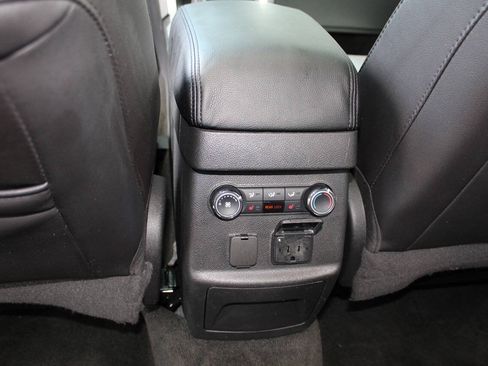 Used 2014 Ford Explorer Limited AWD/4WD image 32