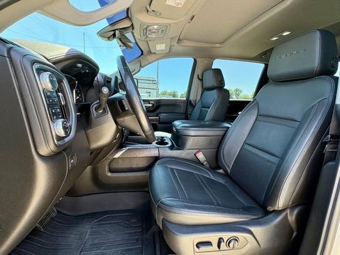 Used 2022 GMC Sierra 2500 Denali w/ Denali Ultimate Package AWD/4WD image 33