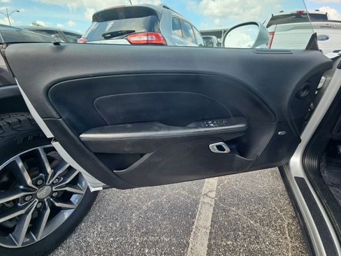 Used 2019 Dodge Challenger R/T Scat Pack w/ Dynamics Package RWD image 13