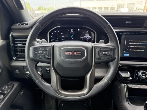 Used 2022 GMC Sierra 1500 AT4 w/ AT4 Premium Package AWD/4WD image 17