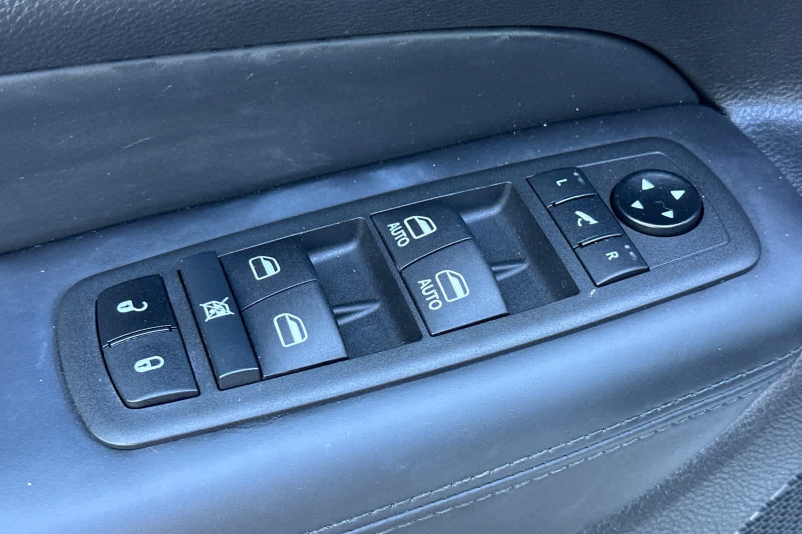Used 2021 Jeep Grand Cherokee High Altitude AWD/4WD image 13