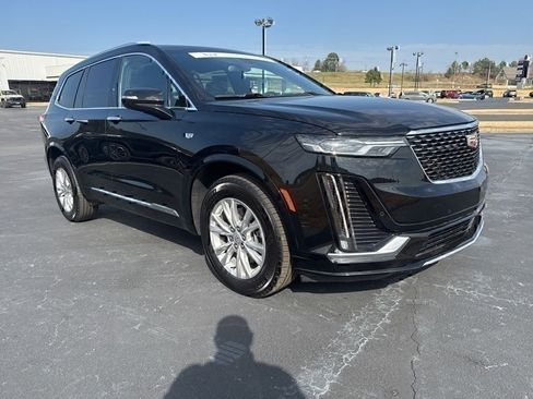 Used 2024 Cadillac XT6 Luxury w/ LPO, Floor Liner Package image 7