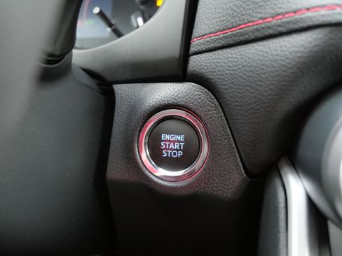 Certified 2022 Toyota RAV4 TRD Off-Road image 33