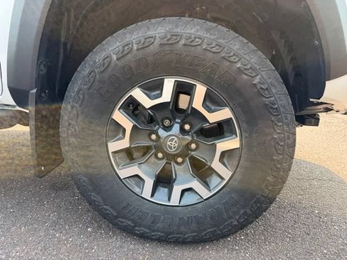 Used 2023 Toyota Tacoma TRD Off-Road AWD/4WD image 23